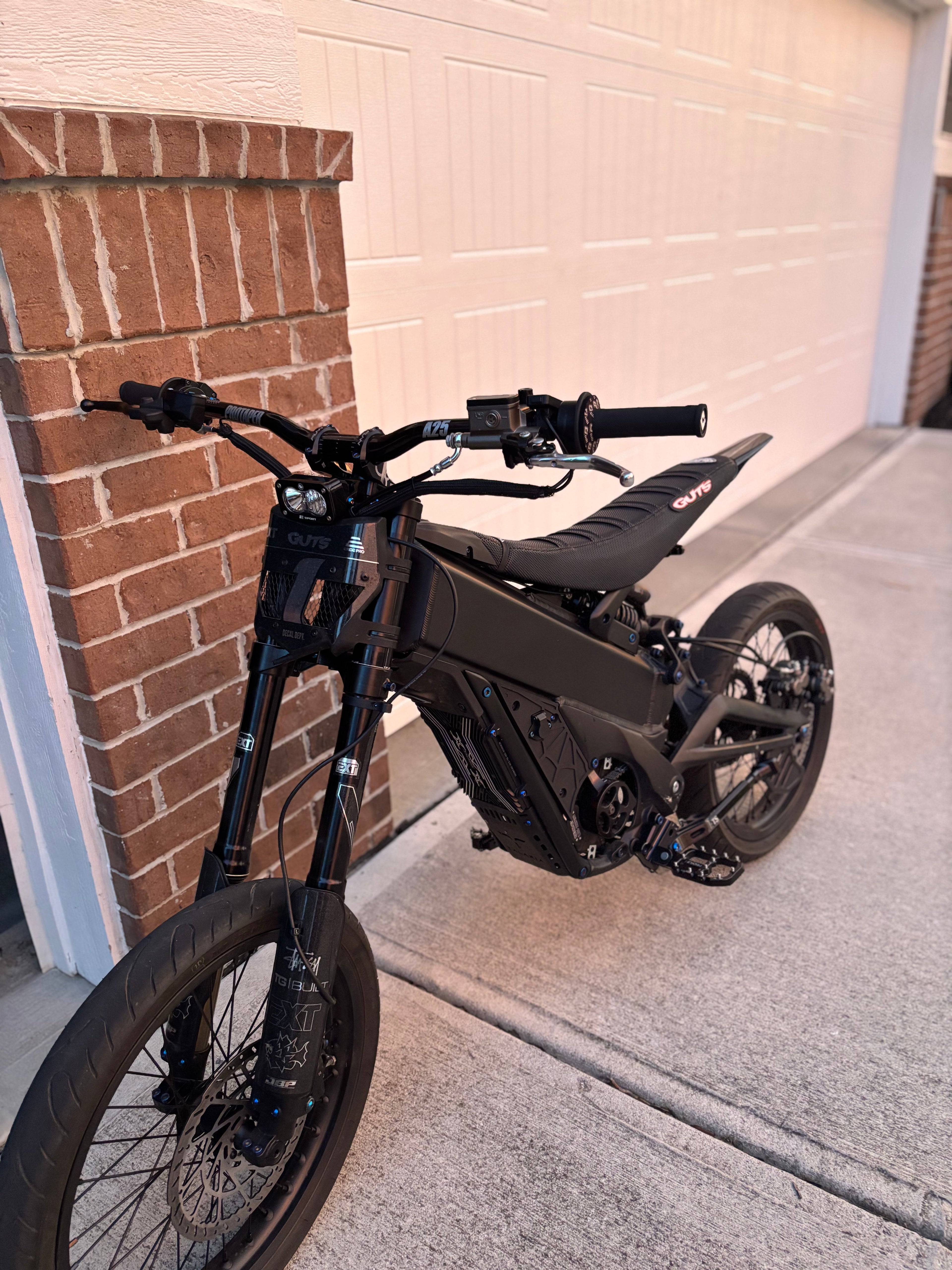 Talaria x3 Full Titanium Bolt Kit.