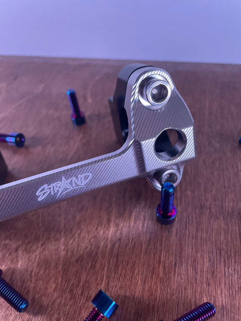 Ultra Bee Bar Clamp